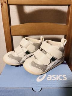 アシックス ⭐︎ 13cm ドットのサムネイル