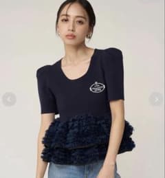 SNIDEL Chacott コラボペプラムニットプルオーバーのサムネイル