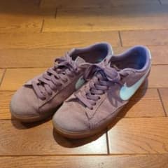 ナイキ　ブレイザーのサムネイル