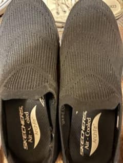 SKECHERS Air-Cooled Arch Fit SALE！のサムネイル