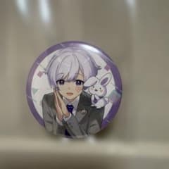 缶バッジ いれいす 初兎 - メルカリ