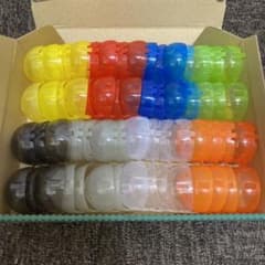 ガチャガチャ 空 カプセルトイセット 30個 多色 プラスチック製のサムネイル