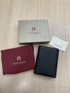 AIGNER  新品未使用　財布のサムネイル