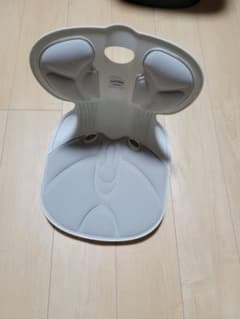 Curble 骨盤サポートチェア ライトグレーのサムネイル