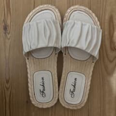 Fashion 물결 모양 스트랩 플랫 샌들 M 사이즈