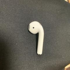 AirPods 左耳のサムネイル