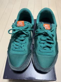 NIKEスニーカーのサムネイル
