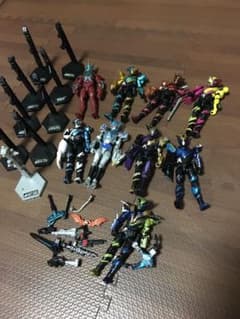 仮面ライダービルド　フィギュア　創動シリーズのサムネイル