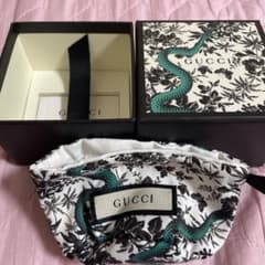 GUCCI 蛇と花プリント ギフトボックスのサムネイル