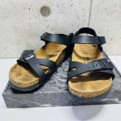 n*o様 BIRKENSTOCK ビルケンシュトック ストラップサンダル バックのサムネイル