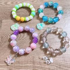 ハンドメイド アクセサリー ブレスレット ビーズ チャーム付きのサムネイル