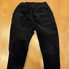 マーキーズ　黒のロングパンツ 110サイズのサムネイル