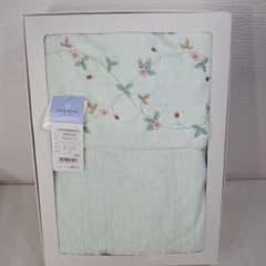 WEDGWOOD ワイルドストロベリー タオルケット 西川 140×200cm - メルカリ