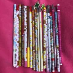 鉛筆 まとめ売りのサムネイル