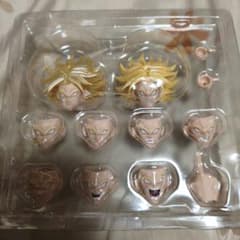 海外限定 s.h.figuartsドラゴンボール超サイヤ人ブロリーヘッドパーツB