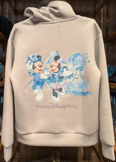 新品 ディズニーシー 25周年 パーカー L スパークリングジュビリー 新品 パーカー スパークリングジュビリー LL サイズ ディズニーシー 25