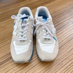 new balanceスニーカーのサムネイル