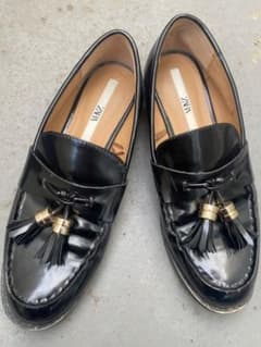 ZARA タッセル付ローファーのサムネイル