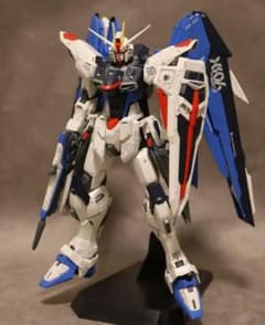 【素組】MG フリーダムガンダム　ver.2.0のサムネイル