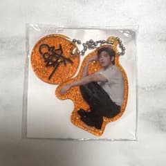 TXT MOACON カプセルトイ テヒョン アクリルキーホルダーのサムネイル