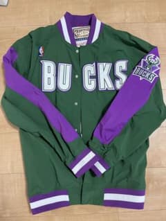 Mitchell & Ness Milwaukee Bucks スタジャン L - メルカリ