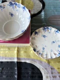 お値下げ！NIKKO  BONE CHINA✨パーティセットのサムネイル