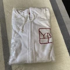 YTJ パーカー　正規品　s サイズのサムネイル