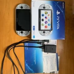 PlayStation®Vita（PCH-2000シリーズ） Wi-Fiモデル…のサムネイル