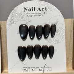 ネイルチップ ♡ショートアーモンド♡ マグネット ブラック系 Mサイズのサムネイル