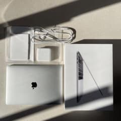 MacBook Pro , 13-inch, 2020のサムネイル