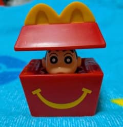 クレヨンしんちゃん マクドナルド ハッピーセット おもちゃ