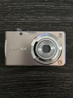 LUMIX 16メガピクセル コンパクトデジタルカメラ LUMIX DMC-FH5 16メガピクセル コンパクトデジタルカメラ - メルカリ