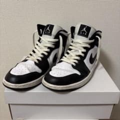 NIKE AIR JORDAN 1 MID ホワイト/ブラックのサムネイル