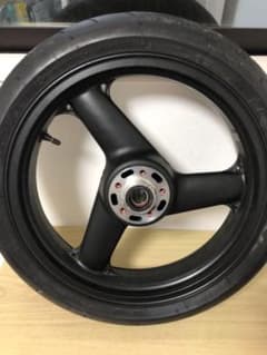 zrx1200 純正ホイール　5.5j 180のサムネイル
