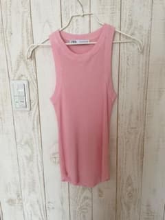 ZARA ピンクリブトップスのサムネイル