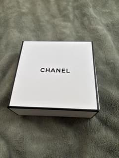 【空箱】CHANEL ギフトボックス　シャネル　マグネット式