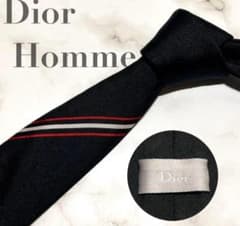 極美品　ディオールオム　ネクタイ　ソリッド　ブラック　黒 dior ストライプ 極美品 ディオールオム ネクタイ ソリッド ブラック 黒 dior