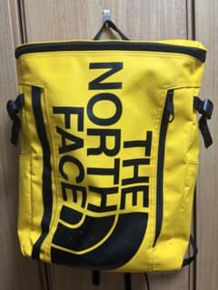 THE NORTH FACE 30Lリュック　イエローのサムネイル