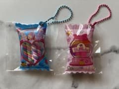 しなこちゃん　シャカシャカキーホルダー　新品２点