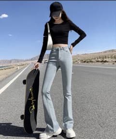 ハイウエスト ストレッチフレアデニムパンツのサムネイル