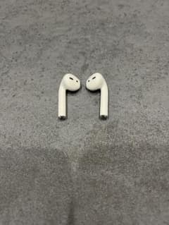 AirPods 第1世代　イヤホンのみ　ジャンク品のサムネイル