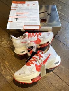 OFF-WHITE NIKE AIR ZOOM TEMPO NEXT% 未使用 - メルカリ