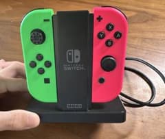 Nintendo Switch Joy-Con 左右 HORI充電スタンドのサムネイル