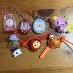 たまごっち ミニチュアチャーム 7点セットのサムネイル