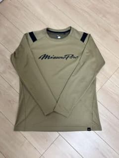 ミズノプロ　ロンT トレーニングシャツ　ゴールド　Lサイズのサムネイル