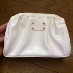 ポーチのサムネイル