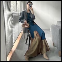 UN3D. ウェーブ キャミワンピース 結婚式 パーティー ドレス アメリ 