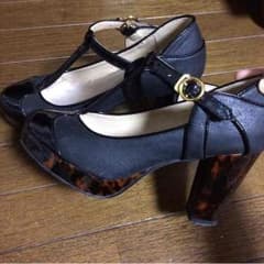 ページボーイ切り替えパンプスのサムネイル