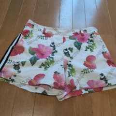 archivio 試着のみショートパンツ 花柄 ホワイト♪アルチビオ - メルカリ