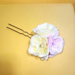 ハンドメイド髪飾り　ピンク イエロー花飾り(匿名配送)のサムネイル